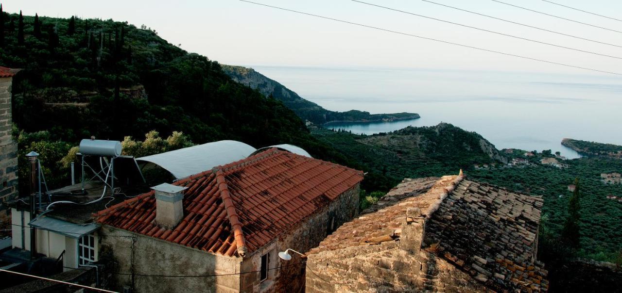 Villa Pyrgos Fassea Kardamyli Exterior foto