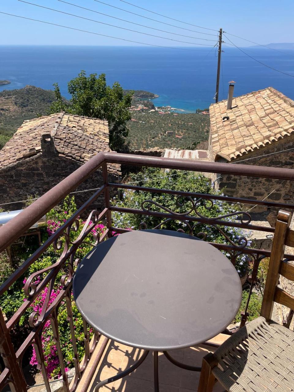 Villa Pyrgos Fassea Kardamyli Exterior foto
